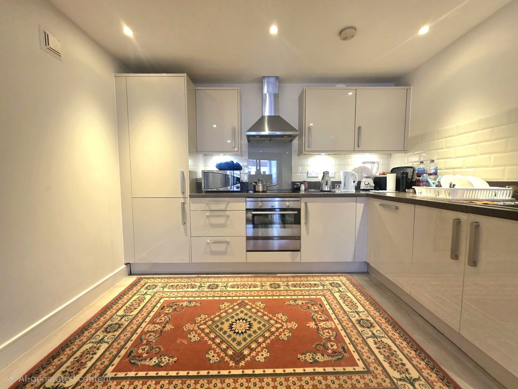 Property photo 3 of 8 9