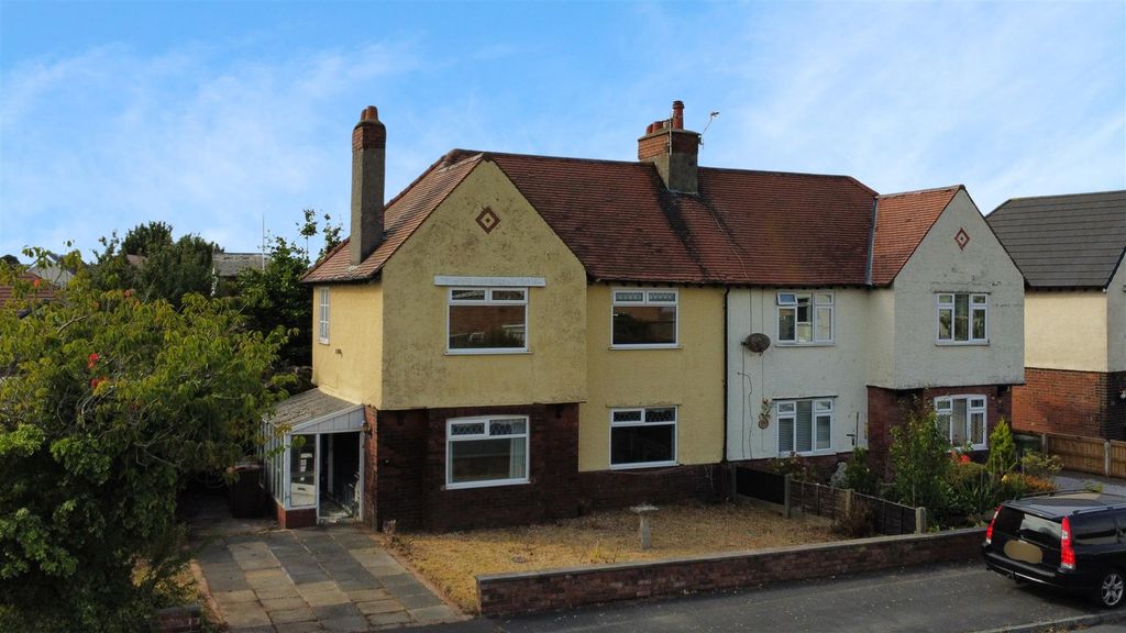 Property photo 1 of 20 The Crescent For Sale