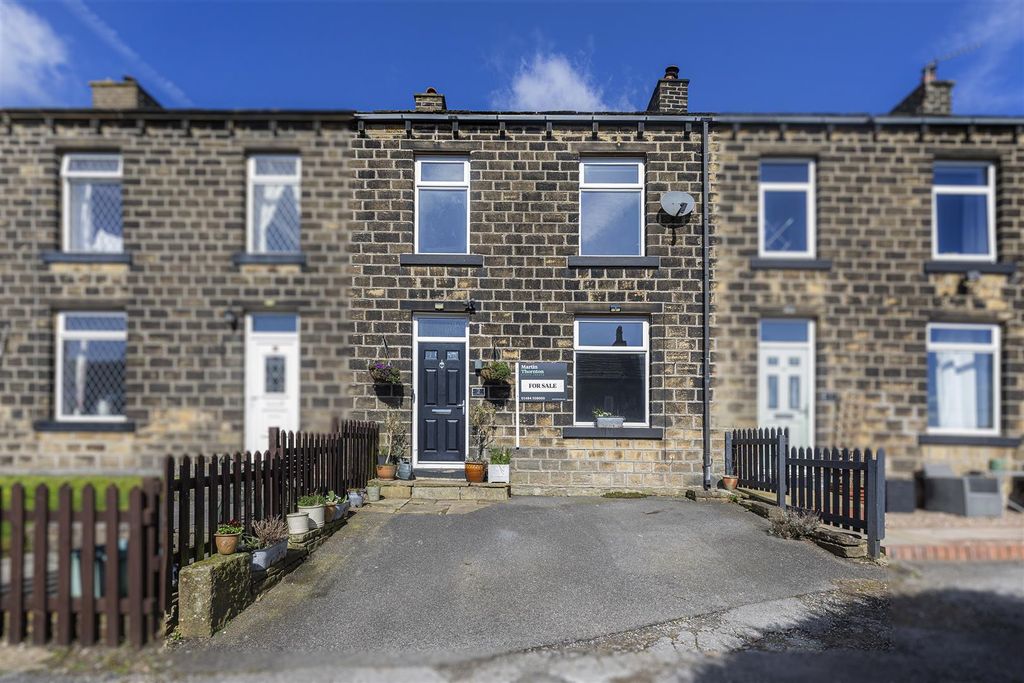 Property photo 1 of 28