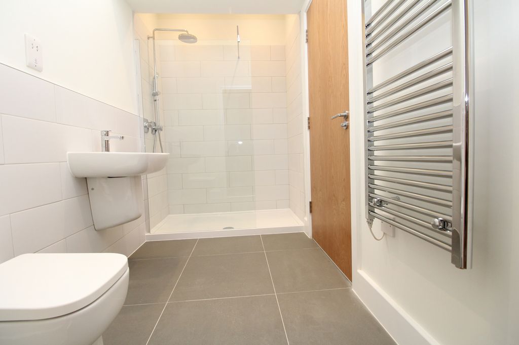 Property photo 3 of 5