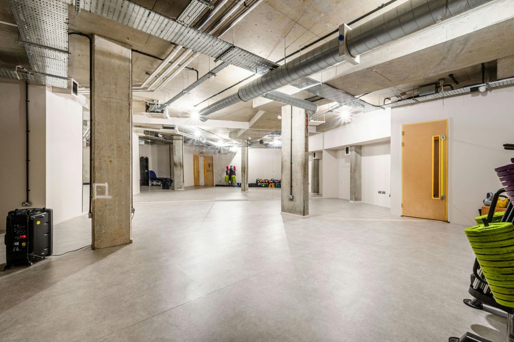 Property photo 2 of 11 Collent St 14 - Low Res 5.Jpg