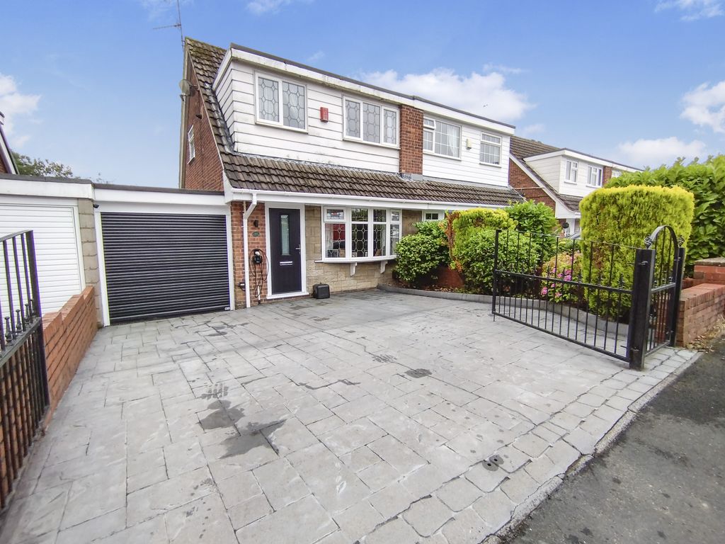Property photo 1 of 18