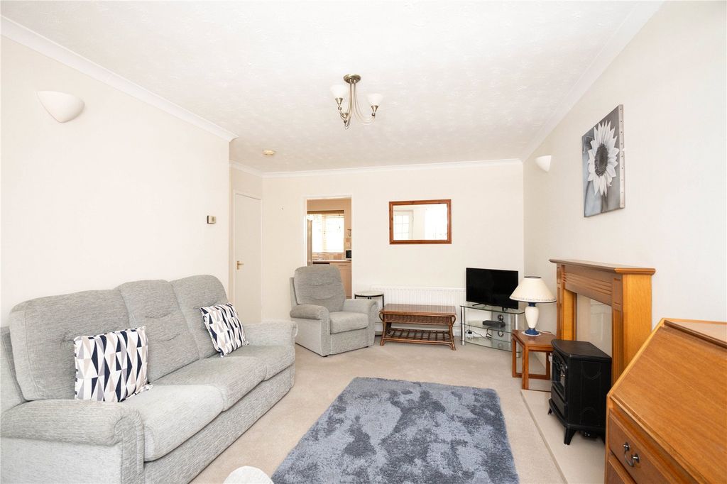 Property photo 2 of 23 Picture No. 34