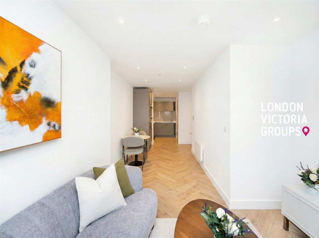 Property photo 3 of 20 1-5862.Jpg