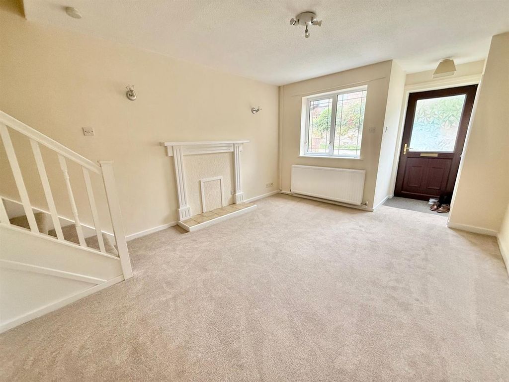 Property photo 3 of 8