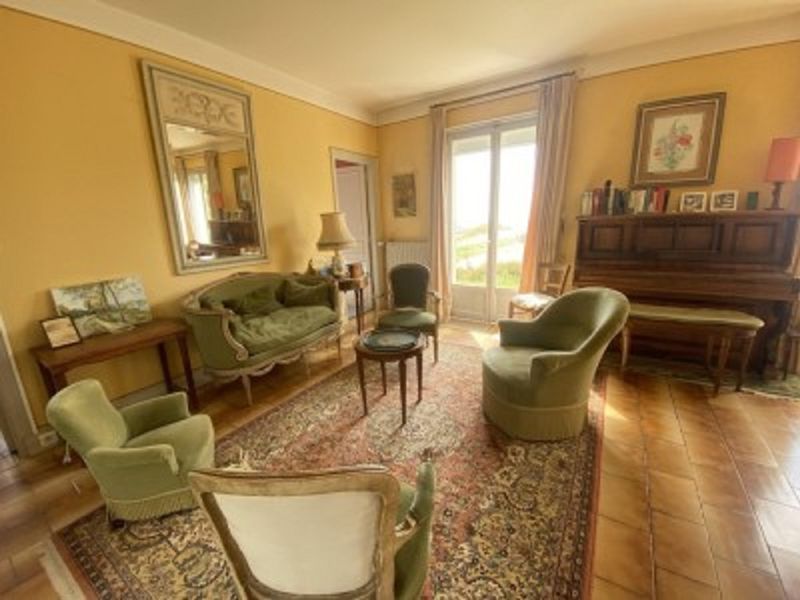 Property photo 3 of 14 Photo 3