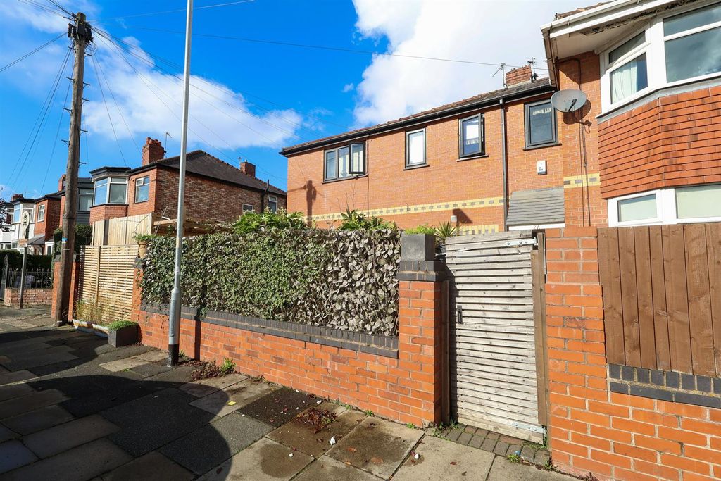 Property photo 1 of 37 Bg2A8504.Jpg
