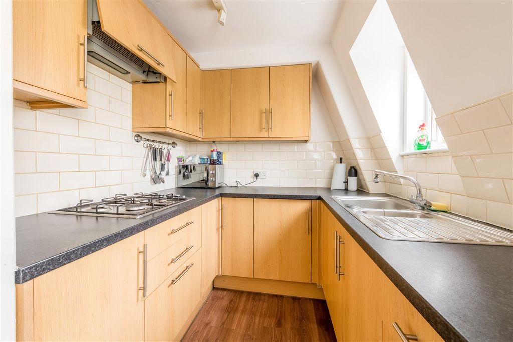 Property photo 3 of 15 63B St Georges Road-4.Jpg