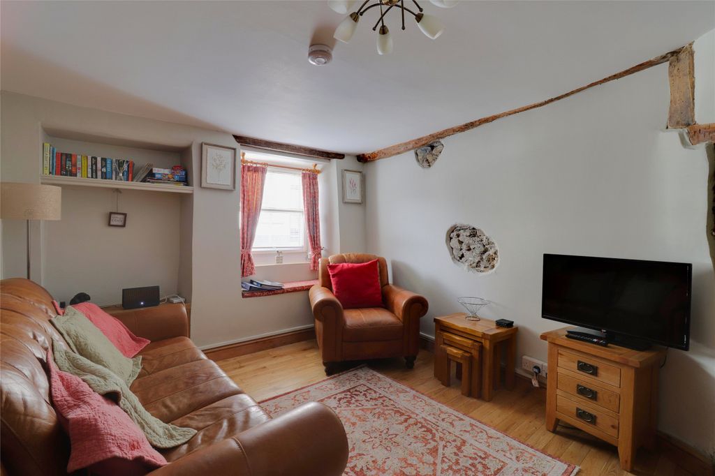 Property photo 2 of 12 Picture No. 02
