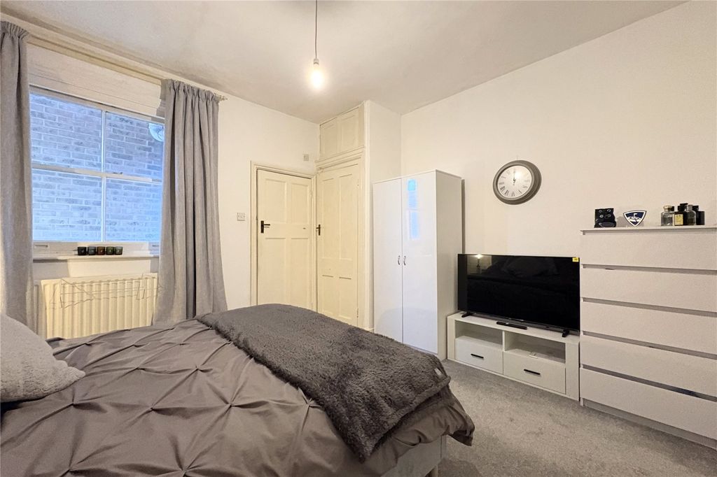 Additional image 6 of 1 bed flat for saleSt. Michaels Road, Aldershot, Hampshire GU12