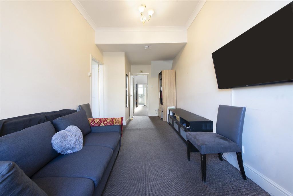 Property photo 1 of 9 51914 Hi Res (8).Jpg