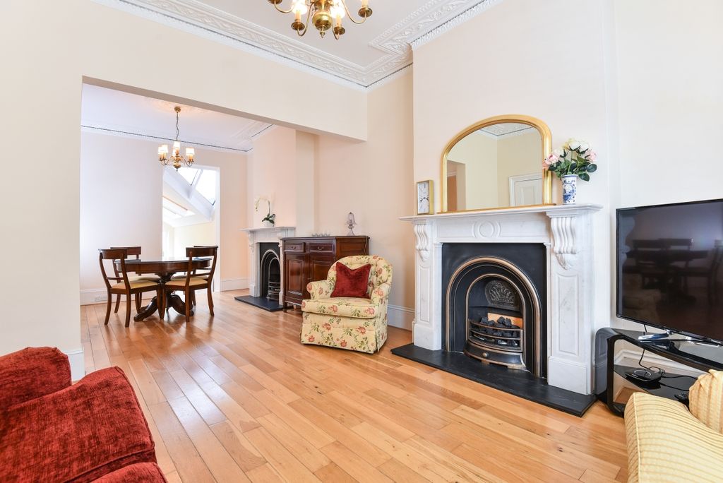 Property photo 1 of 13 204503 (1)c