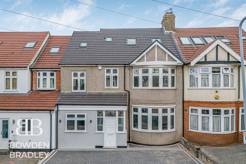 Property photo 1 of 39