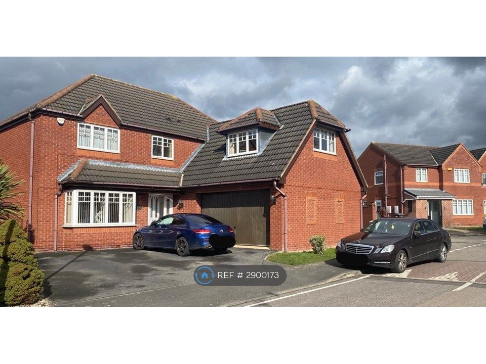Property photo 2 of 11 Main Frontage 2