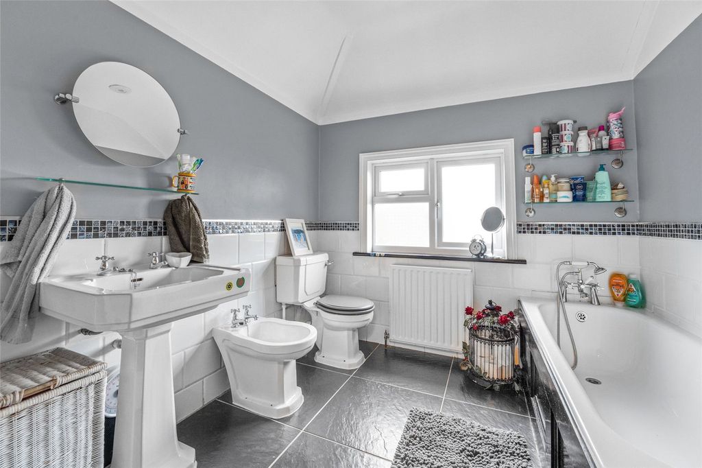 Property photo 3 of 31 Picture No. 07