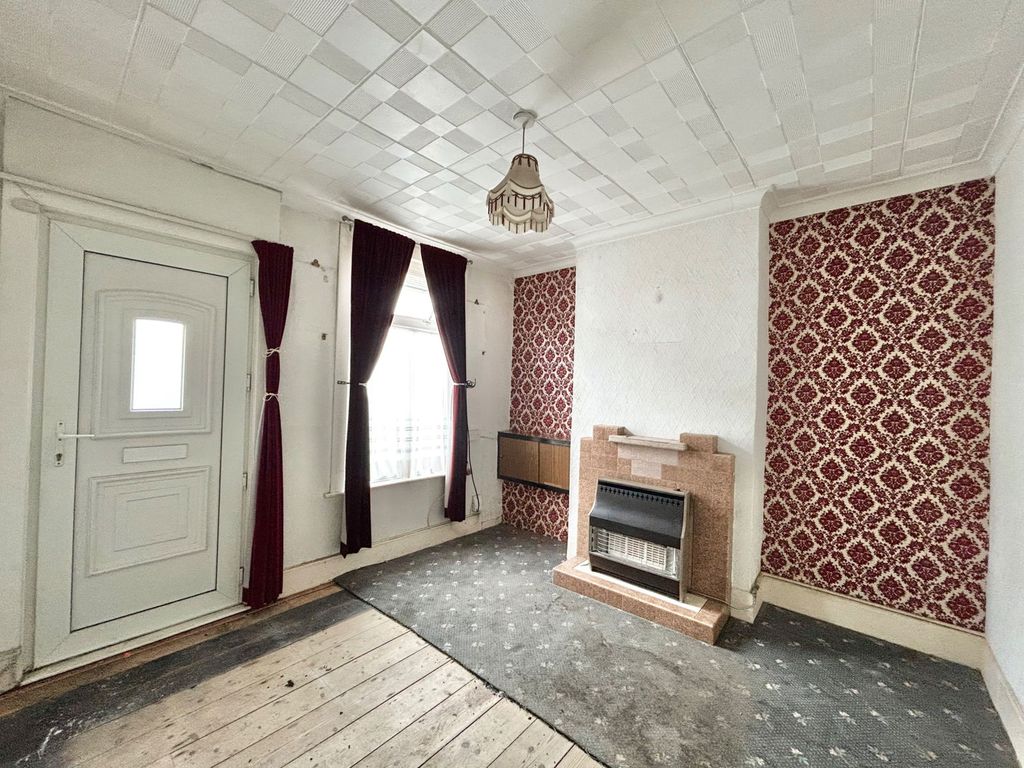 Property photo 3 of 15