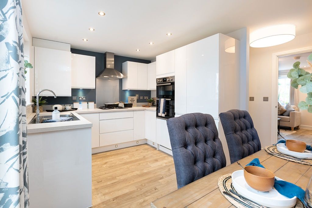 Property photo 3 of 12 Family-Friendly Kitchen Diner