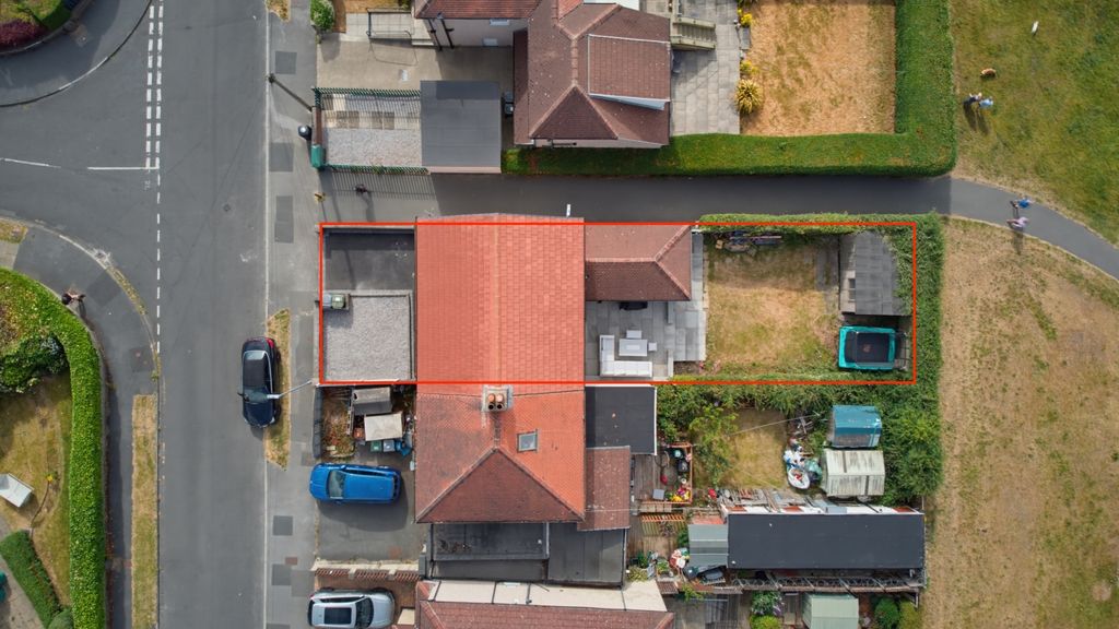 Property photo 2 of 33 Dji_0569 Redline