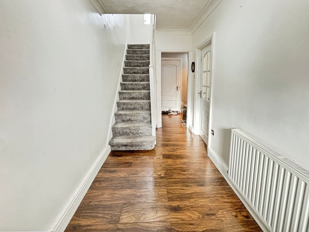 Property photo 2 of 18 2