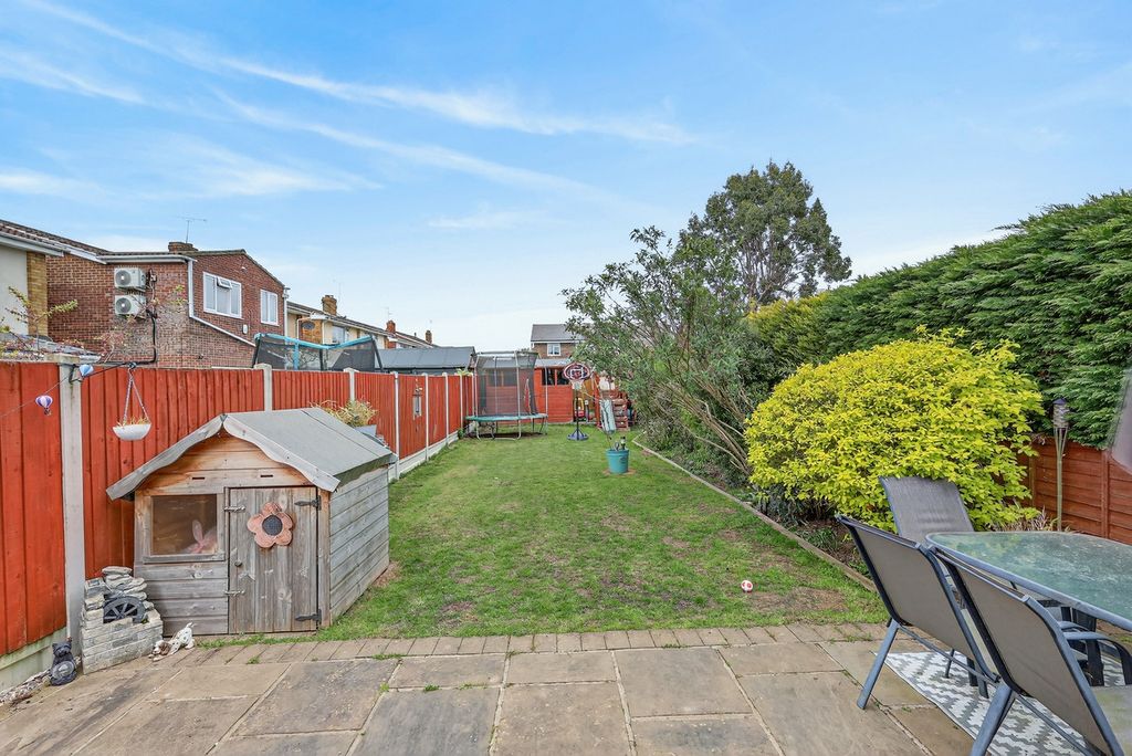 Property photo 2 of 21