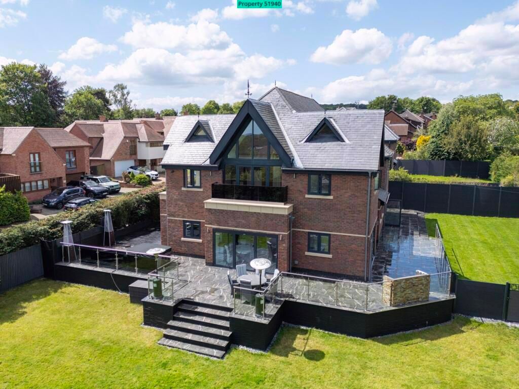 Property photo 2 of 44