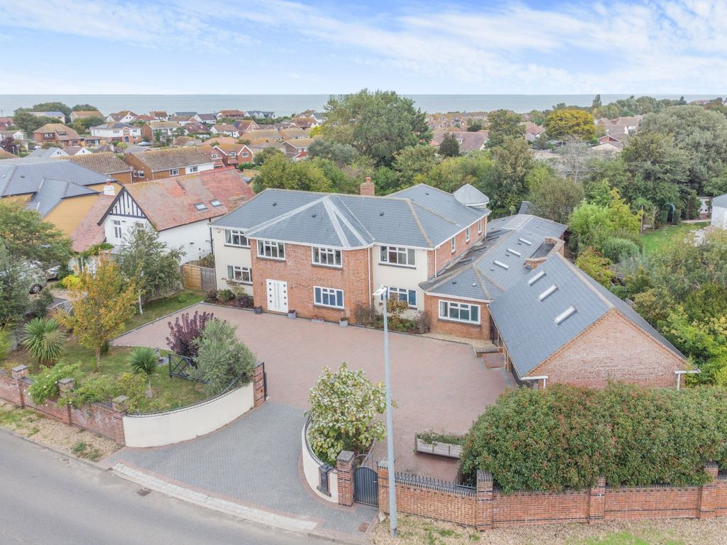 Property photo 1 of 23 231 Reculver Road