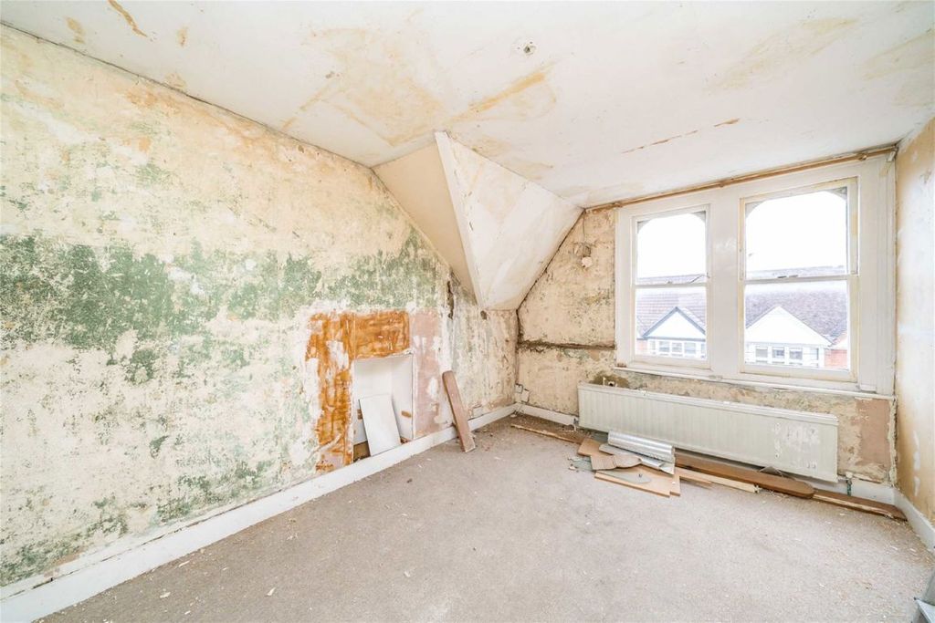 Property photo 2 of 5