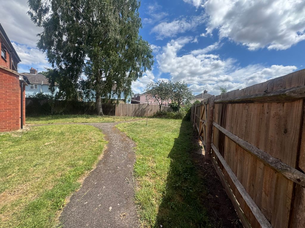 Property photo 3 of 10 7