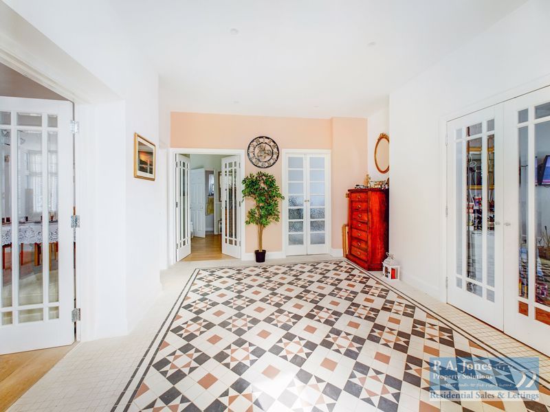 Property photo 3 of 22 Reception Hallway