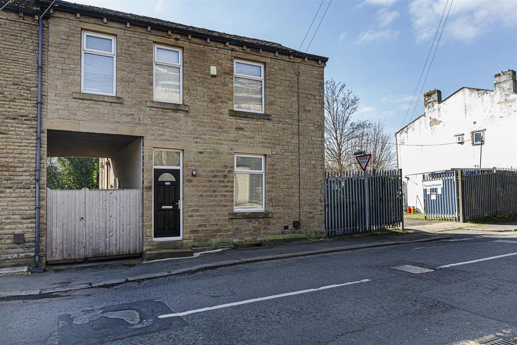 Property photo 1 of 23