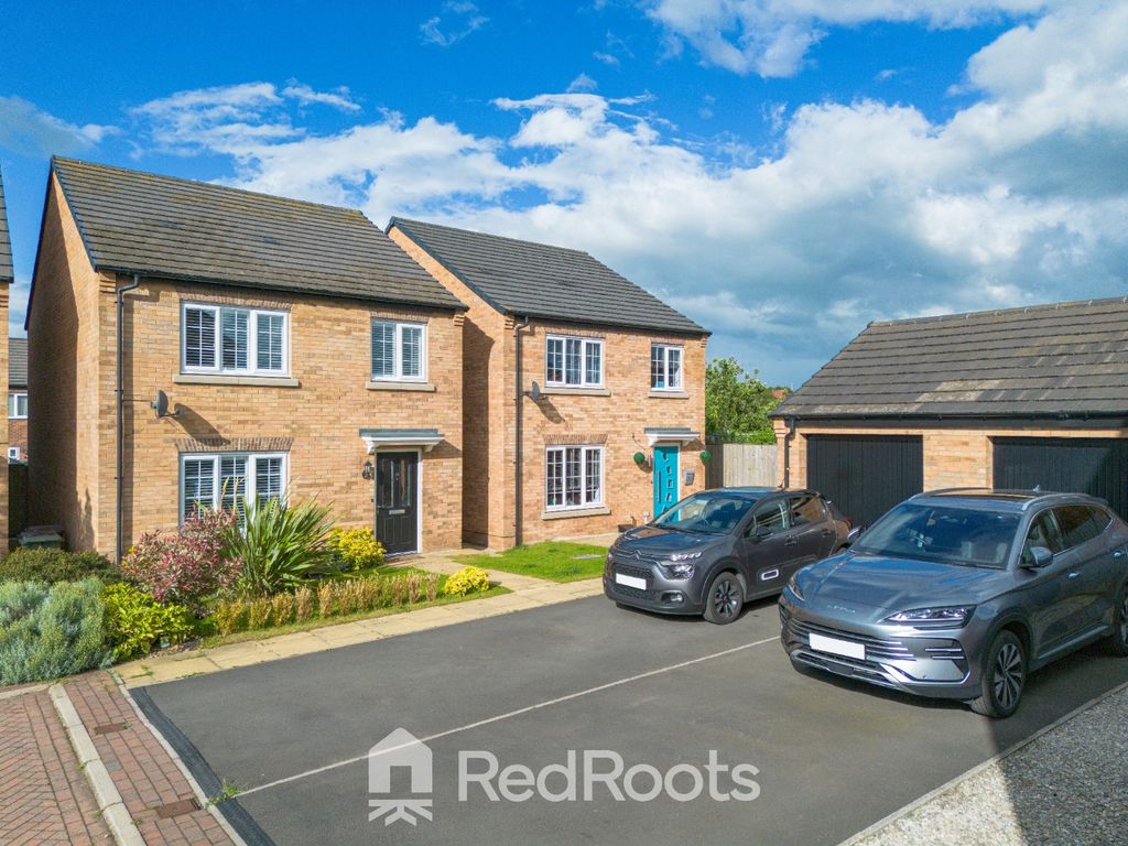 Property photo 2 of 23 5200181