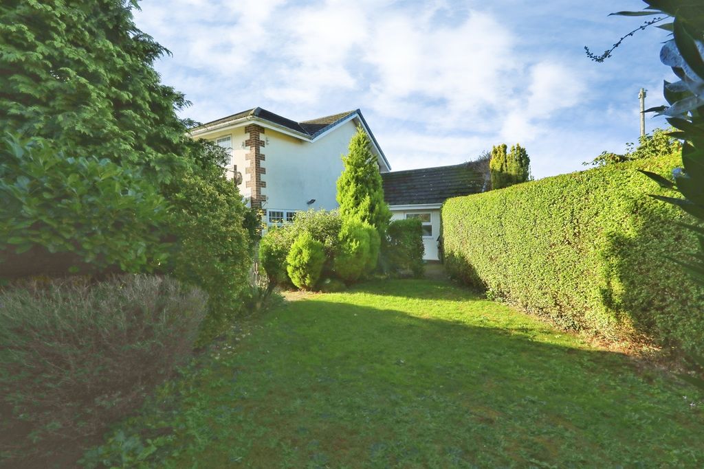 Property photo 3 of 20