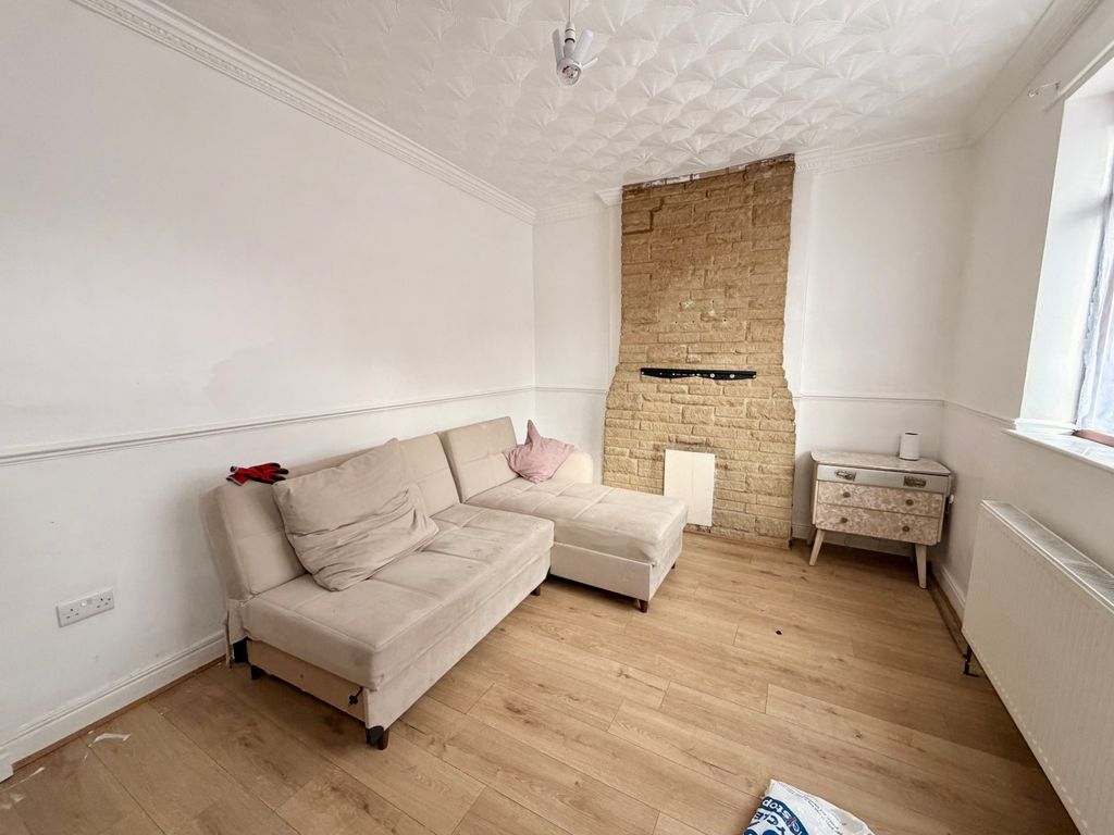 Property photo 3 of 6 Picture No. 03