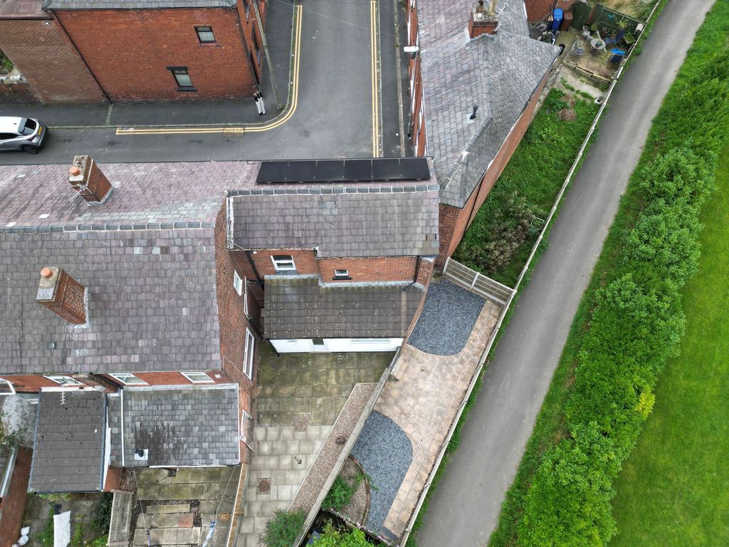 Property photo 1 of 27