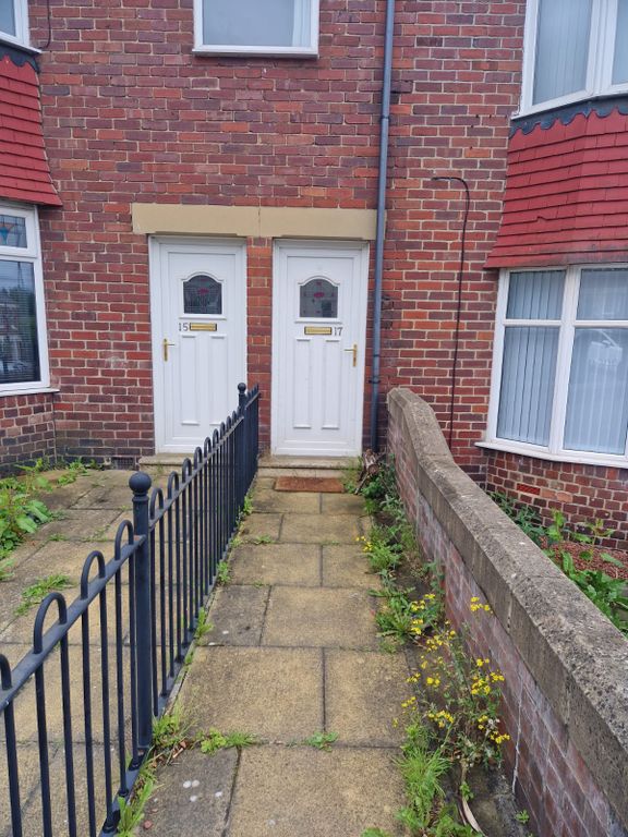 Property photo 2 of 12