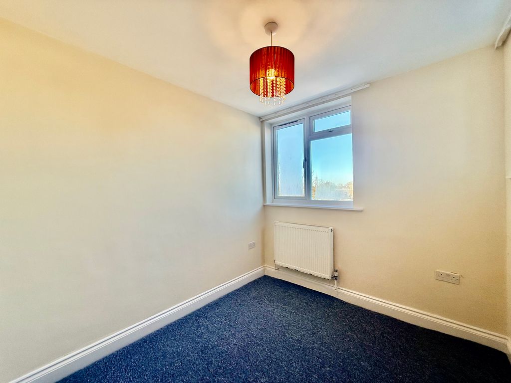 Property photo 3 of 7 Image