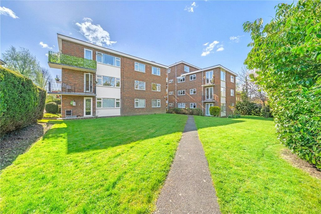 Property photo 1 of 11 Exterior