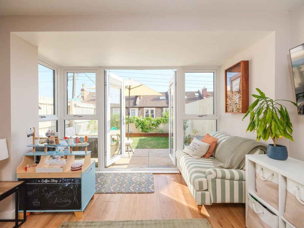 Property photo 1 of 25 Cnr51107.Jpg