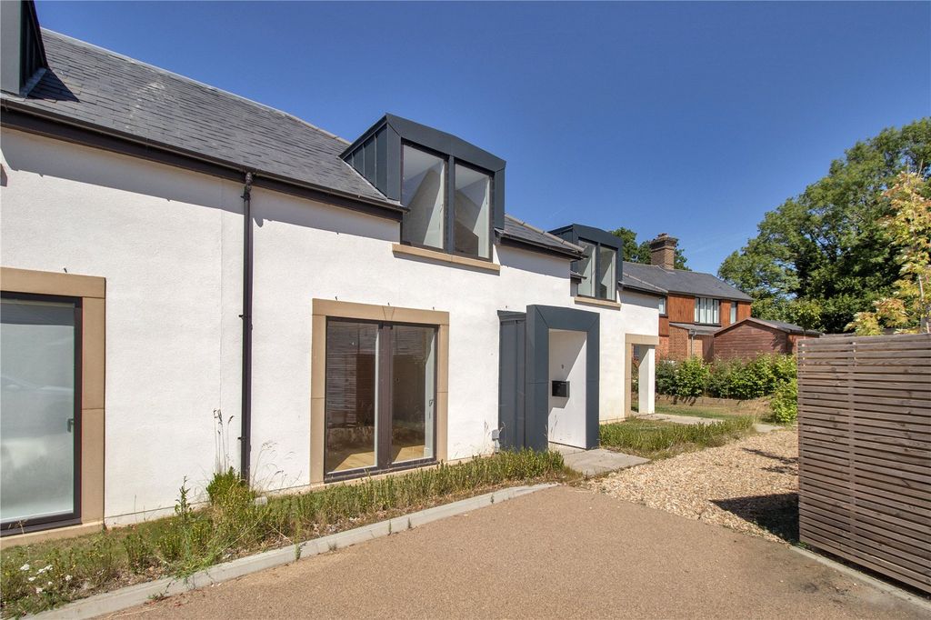 Property photo 1 of 17 External Front