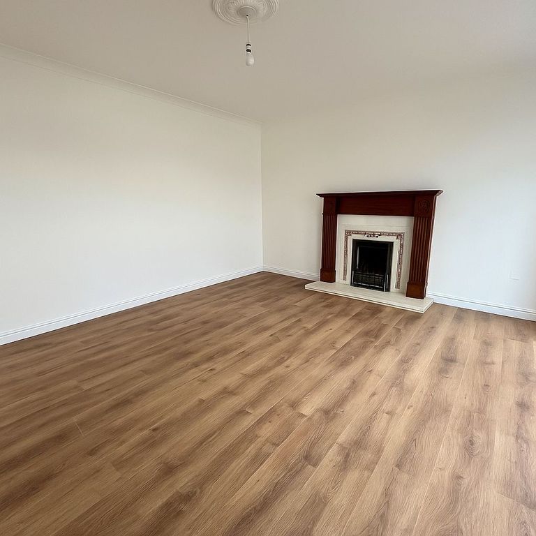 Property photo 2 of 10 View