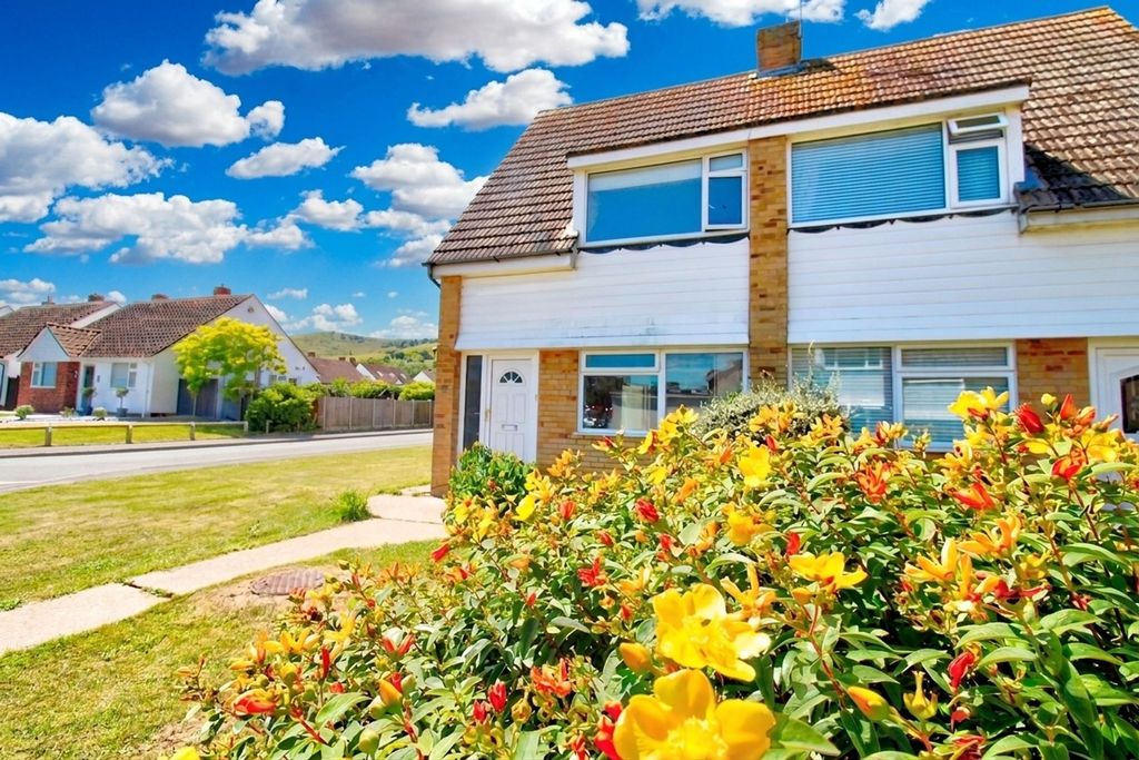 Property photo 1 of 14
