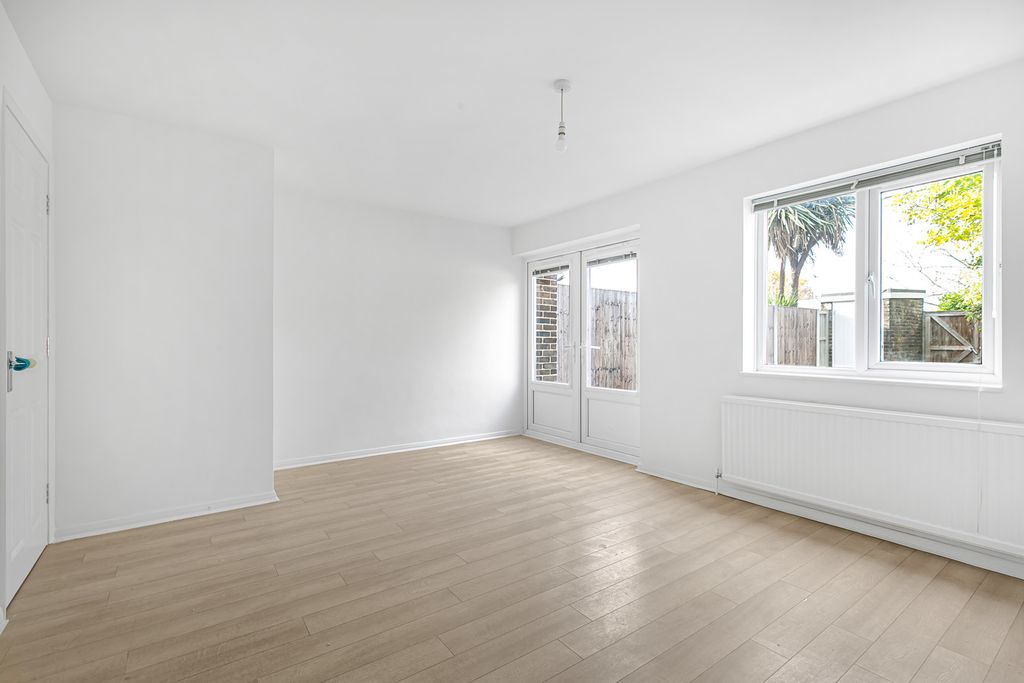 Property photo 2 of 12 Reception Room