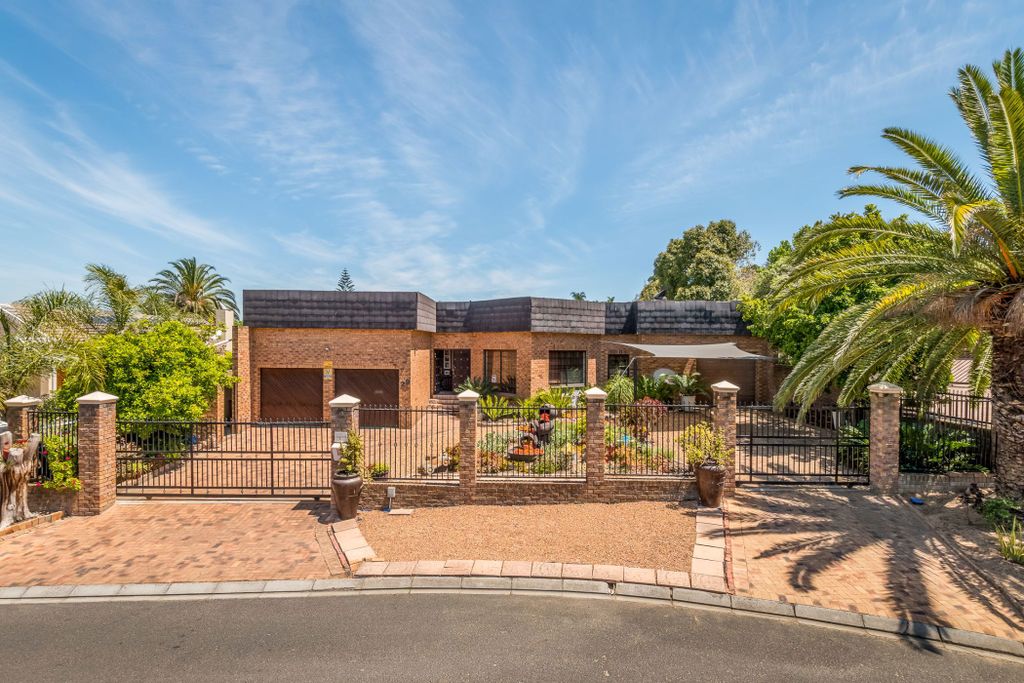 Property photo 1 of 33 1Bc1720387