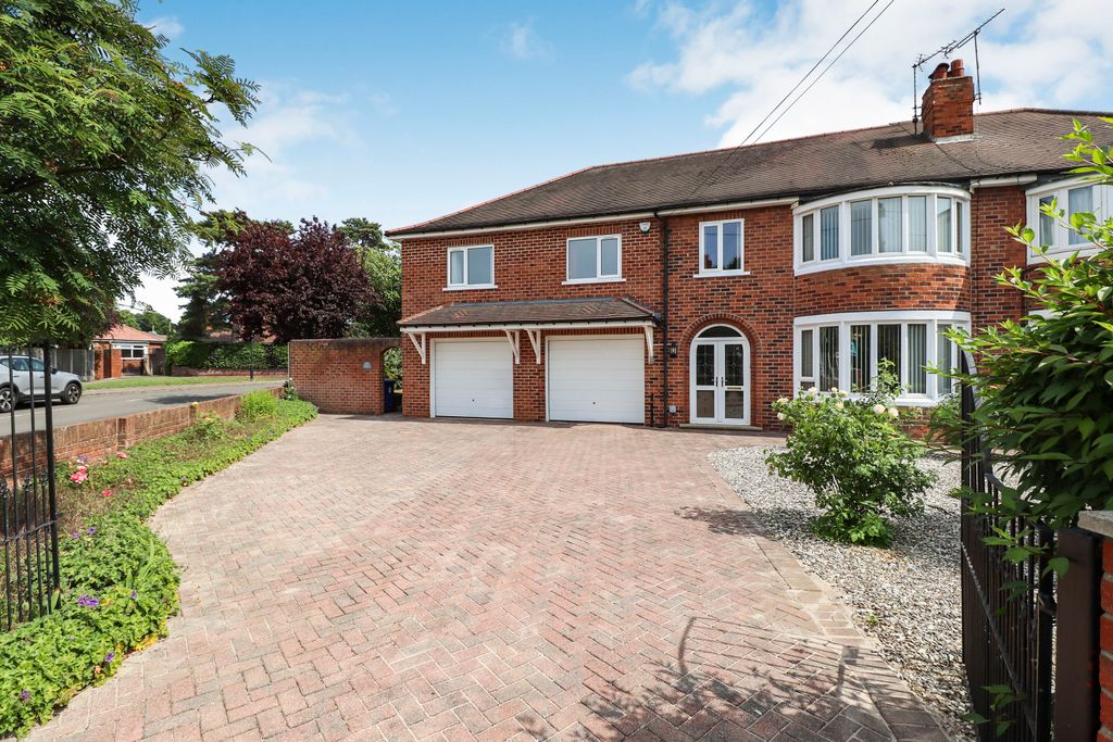 Property photo 1 of 26 Img_4942