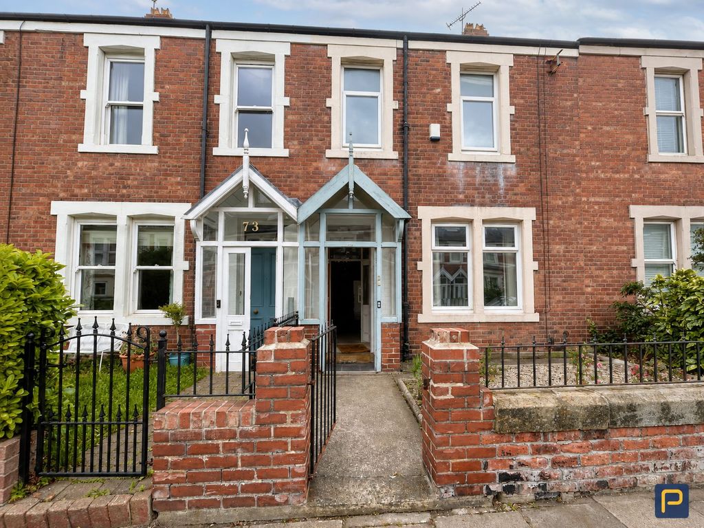 Property photo 1 of 2