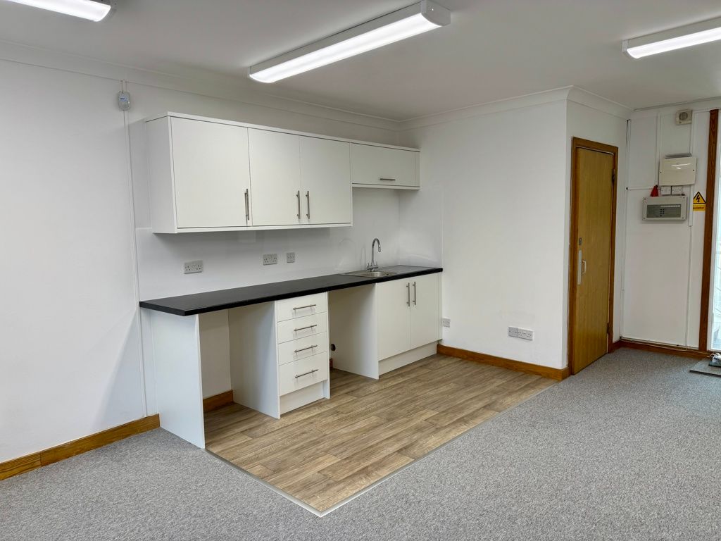 Property photo 3 of 13 Photo 10