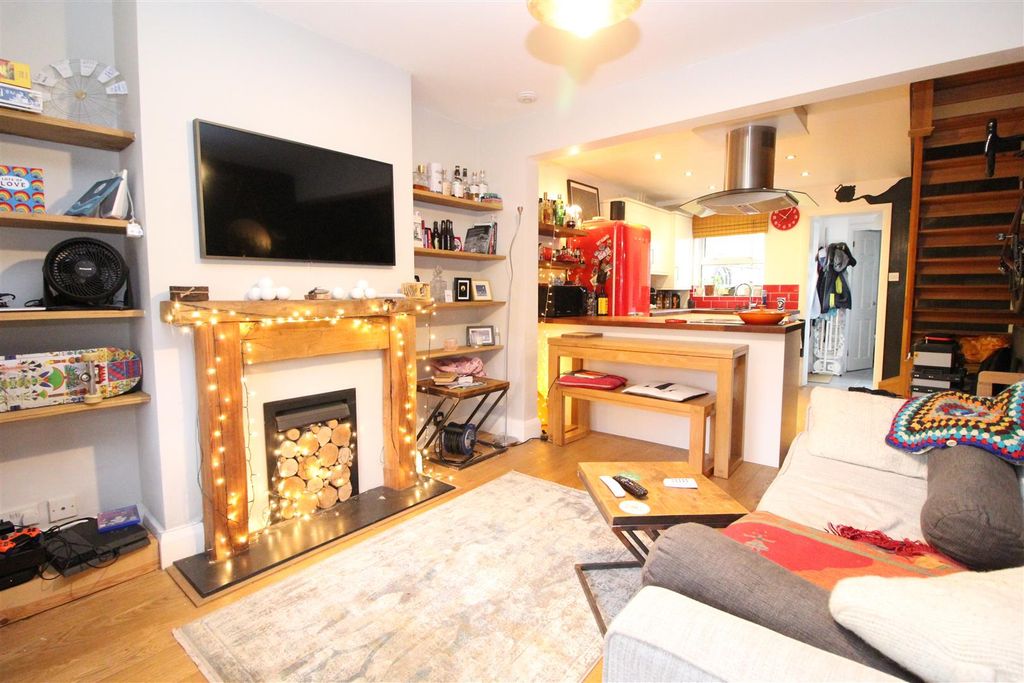 Property photo 3 of 13 Img_8523.Jpg