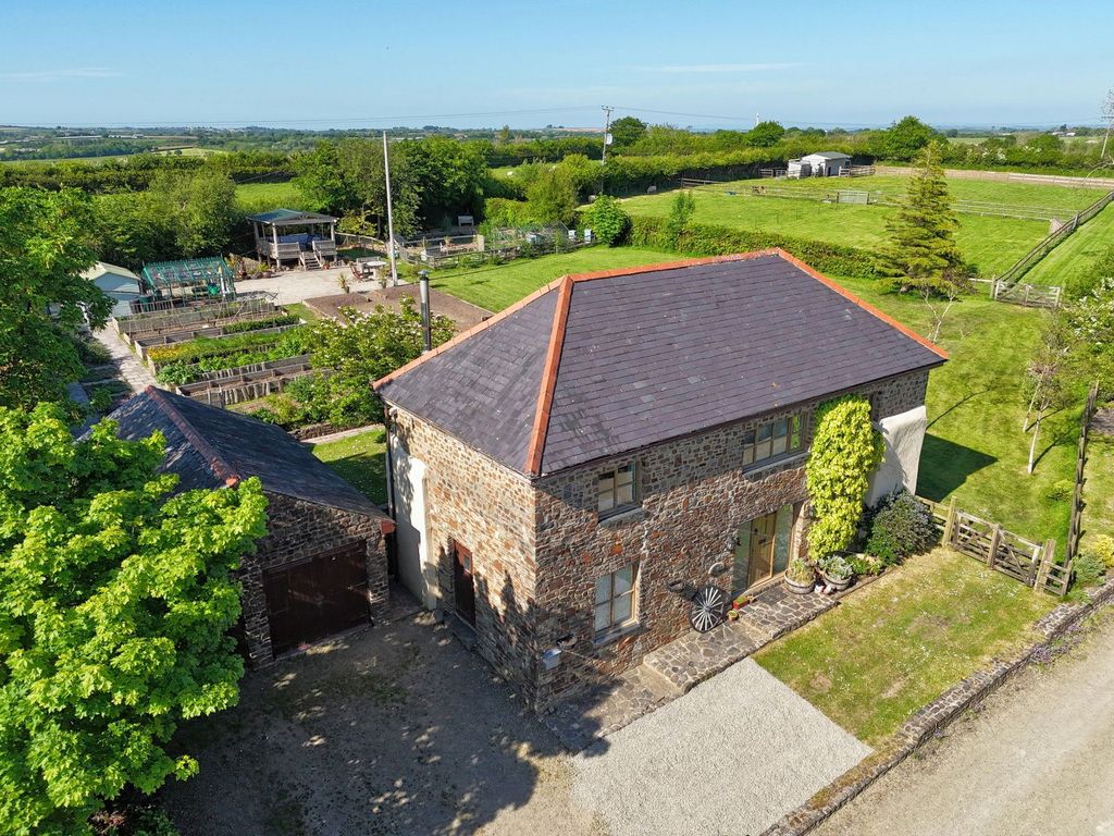 Property photo 1 of 45