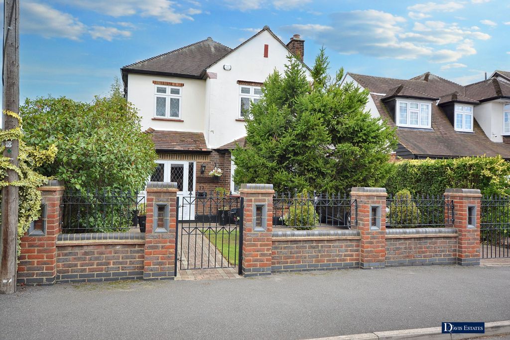 Property photo 3 of 7