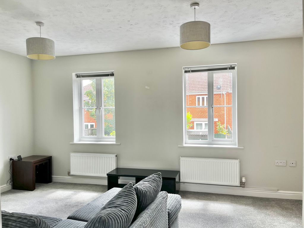 Property photo 3 of 10